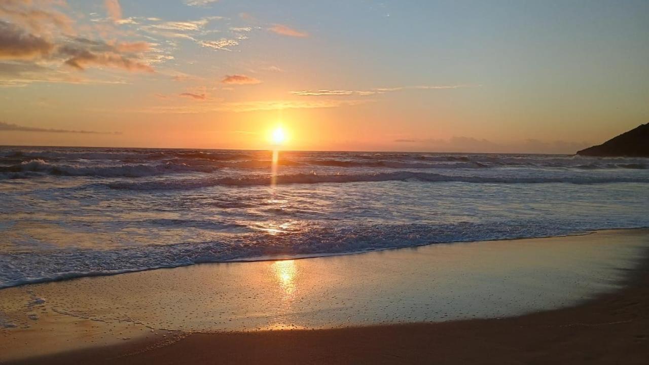 Apartamento Com Piscina - Garopaba - Praia Da Gamboa エクステリア 写真